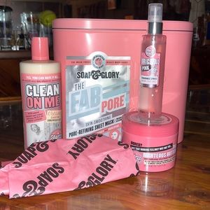 💓🛁SOAPS AND GLORY FULL PINK SET🛁💓 - never used - brand new - everything full